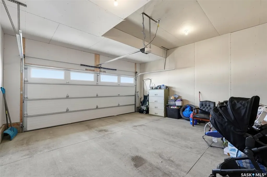 210 Schmeiser Bend Saskatoon SK S7V 1P7