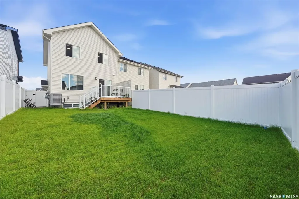 210 Schmeiser Bend Saskatoon SK S7V 1P7