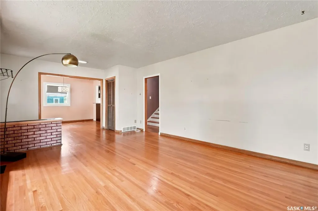 4240 8th Avenue Regina SK S4T 0T7
