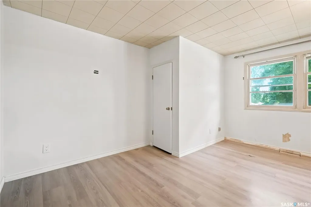 4240 8th Avenue Regina SK S4T 0T7