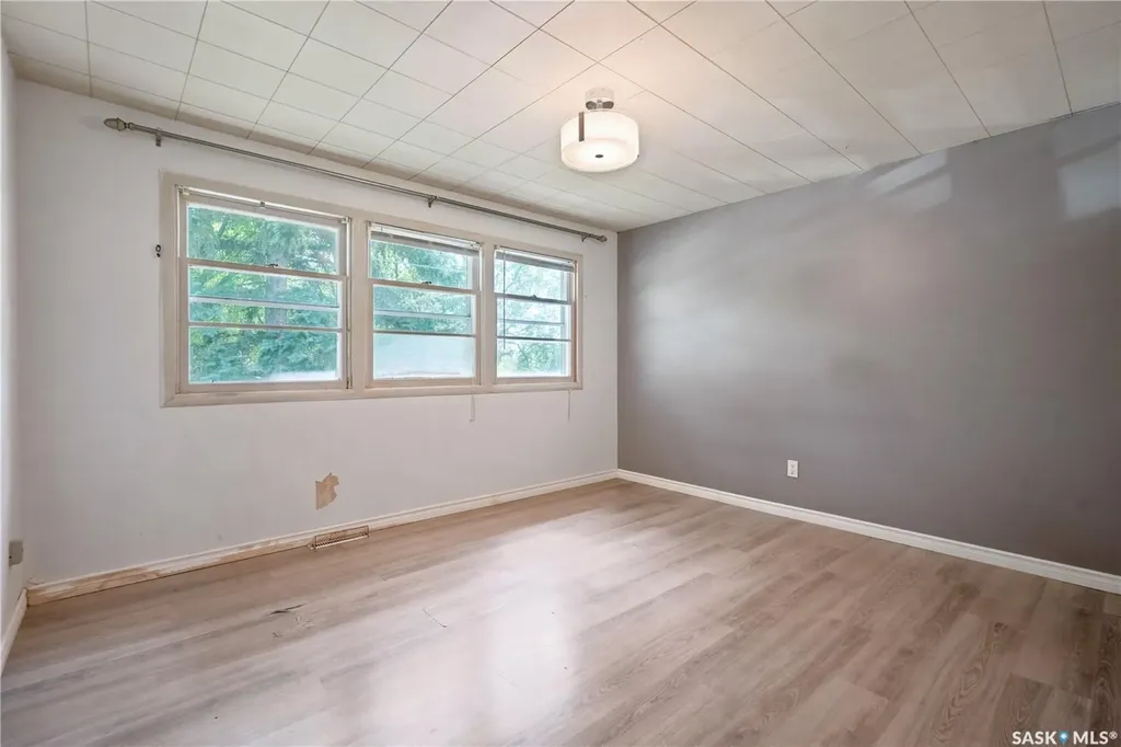 4240 8th Avenue Regina SK S4T 0T7