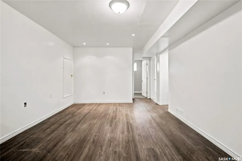 4240 8th Avenue Regina SK S4T 0T7