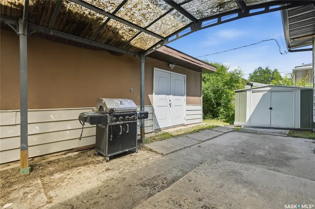 4240 8th Avenue Regina SK S4T 0T7