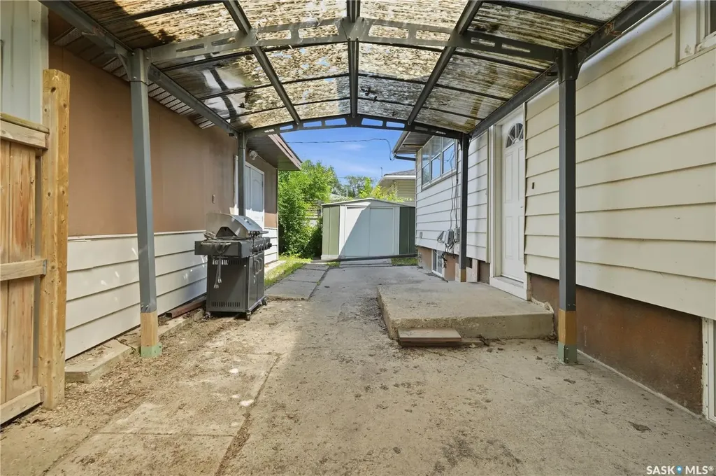 4240 8th Avenue Regina SK S4T 0T7