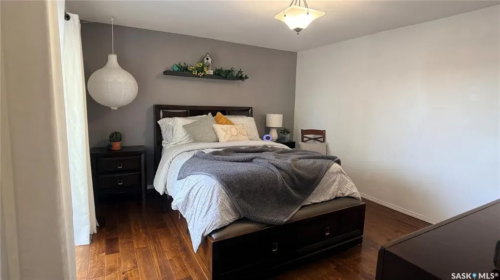 709 Prospect Avenue Oxbow SK S0C 2B0