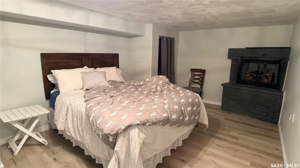 709 Prospect Avenue Oxbow SK S0C 2B0