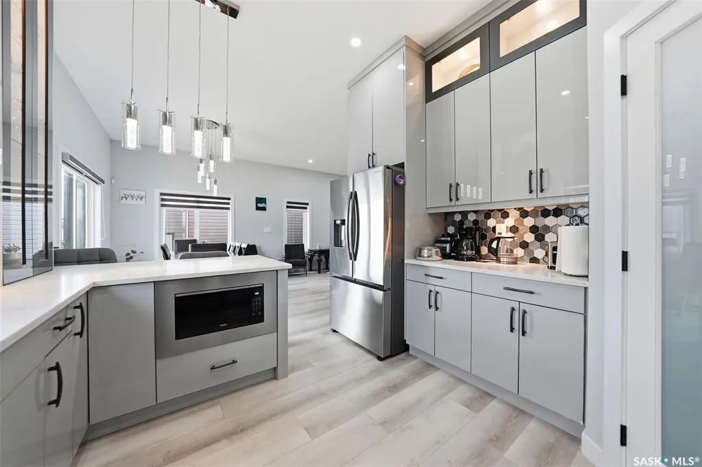 411 Schmeiser Bend Saskatoon SK S7N 2P3