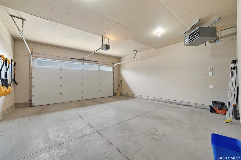 411 Schmeiser Bend Saskatoon SK S7N 2P3