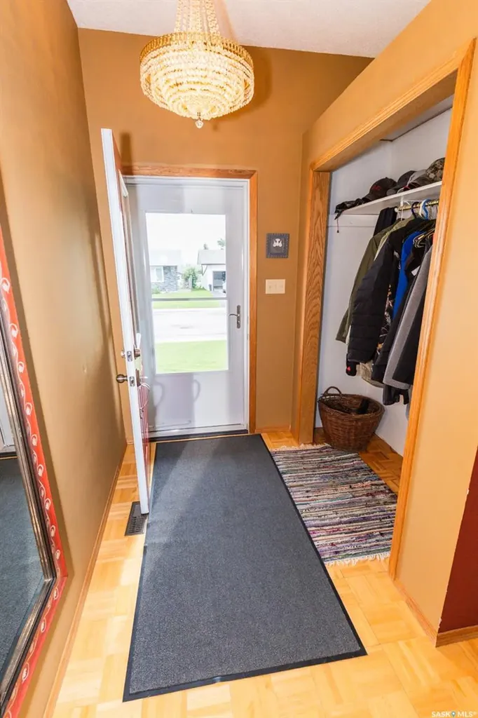 729 Saskatchewan Avenue Kerrobert SK S0L 1R0