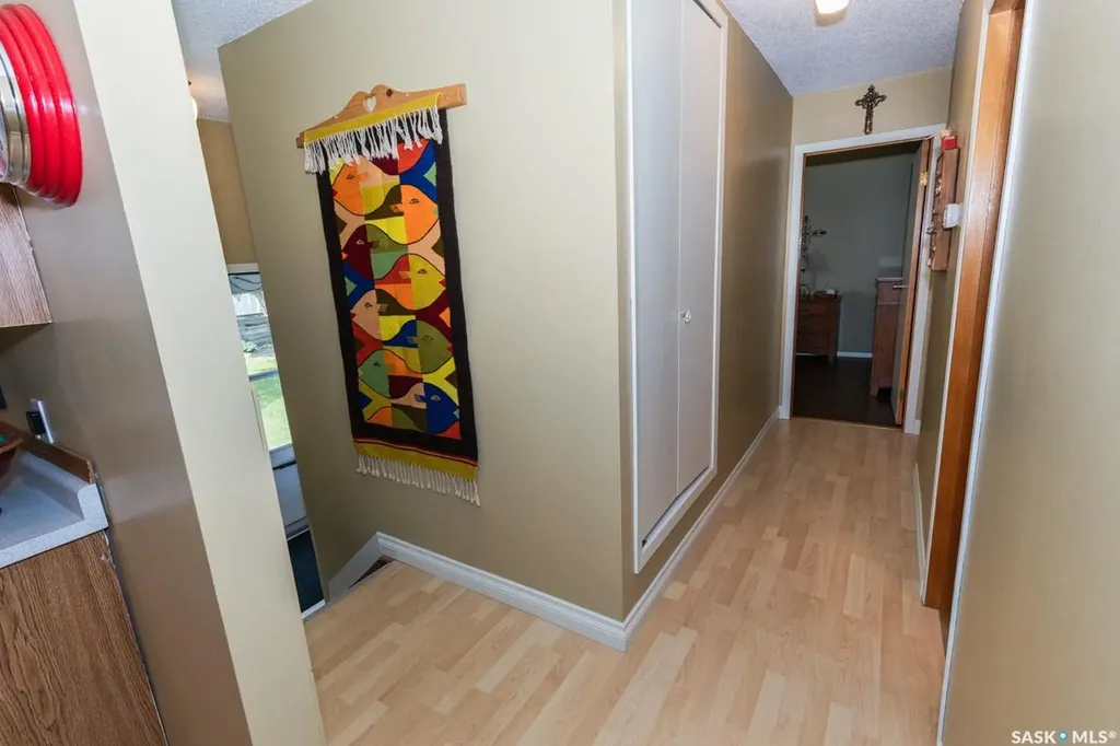 729 Saskatchewan Avenue Kerrobert SK S0L 1R0