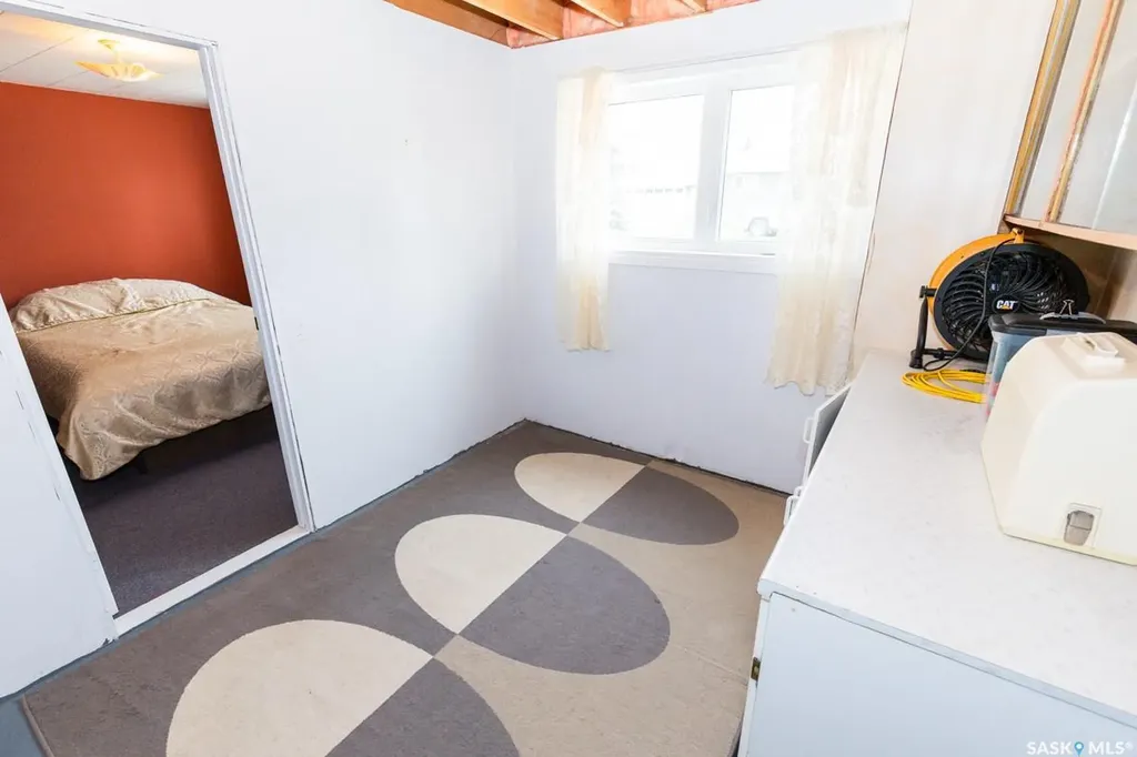 729 Saskatchewan Avenue Kerrobert SK S0L 1R0