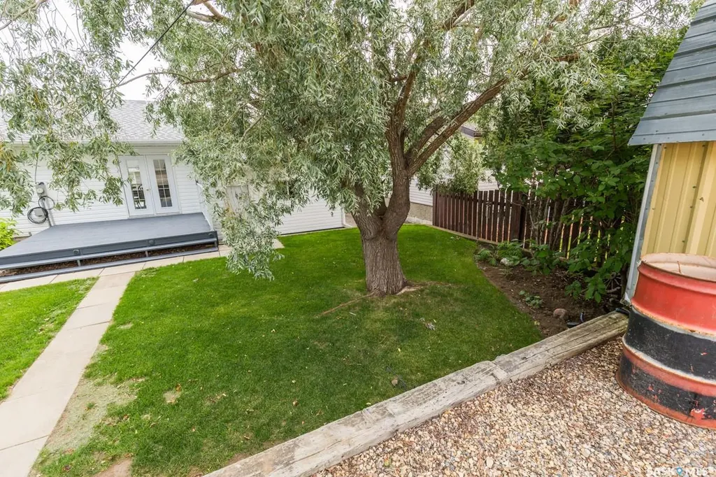 729 Saskatchewan Avenue Kerrobert SK S0L 1R0