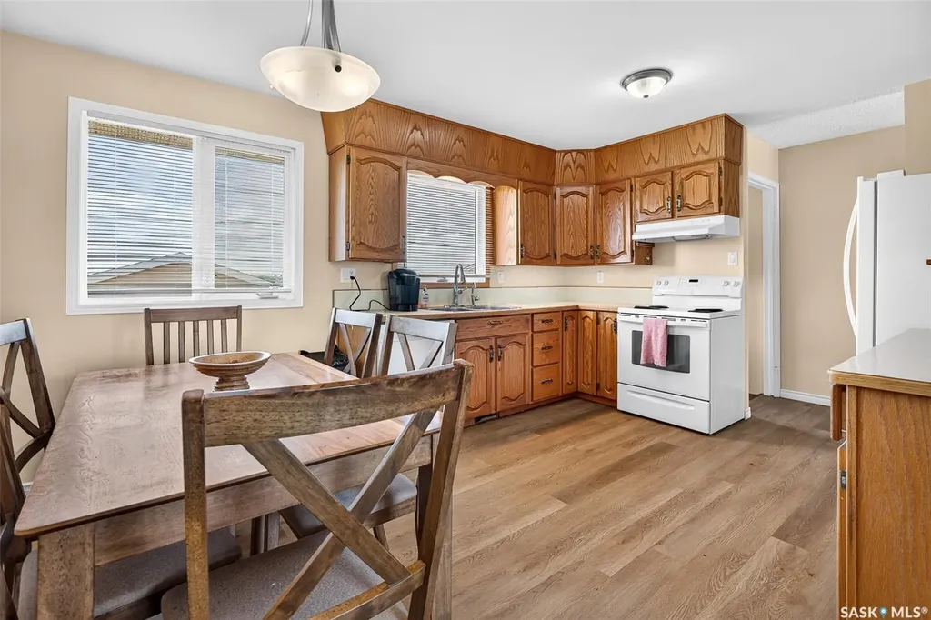 1311 Stadacona Street W Moose Jaw SK S6H 6L4