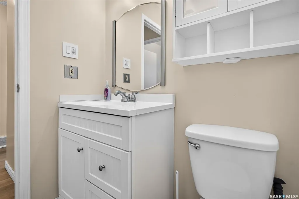 1311 Stadacona Street W Moose Jaw SK S6H 6L4