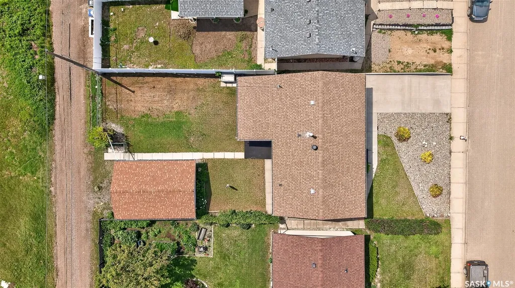 1311 Stadacona Street W Moose Jaw SK S6H 6L4