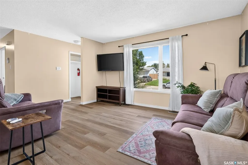 1311 Stadacona Street W Moose Jaw SK S6H 6L4