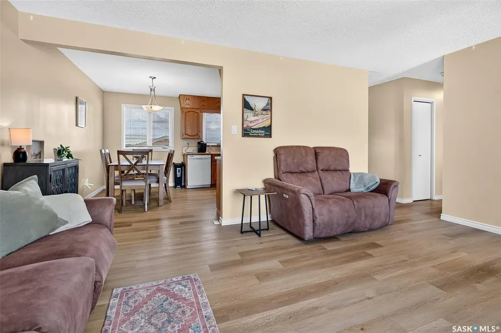 1311 Stadacona Street W Moose Jaw SK S6H 6L4
