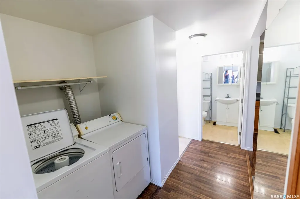 910 Lillooet Street W Moose Jaw SK S6H 4Z8
