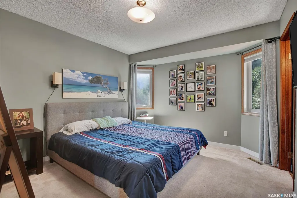 523 Pendygrasse Road Saskatoon SK S7M 5N4