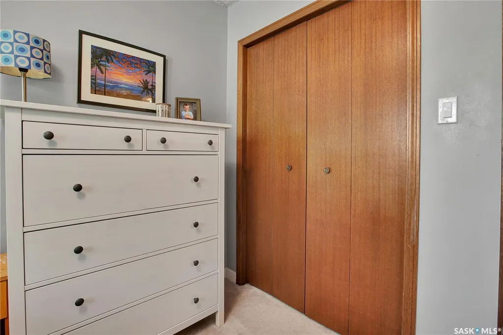 523 Pendygrasse Road Saskatoon SK S7M 5N4