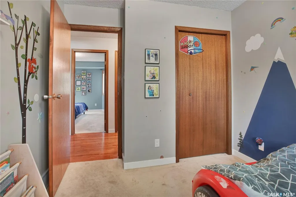 523 Pendygrasse Road Saskatoon SK S7M 5N4