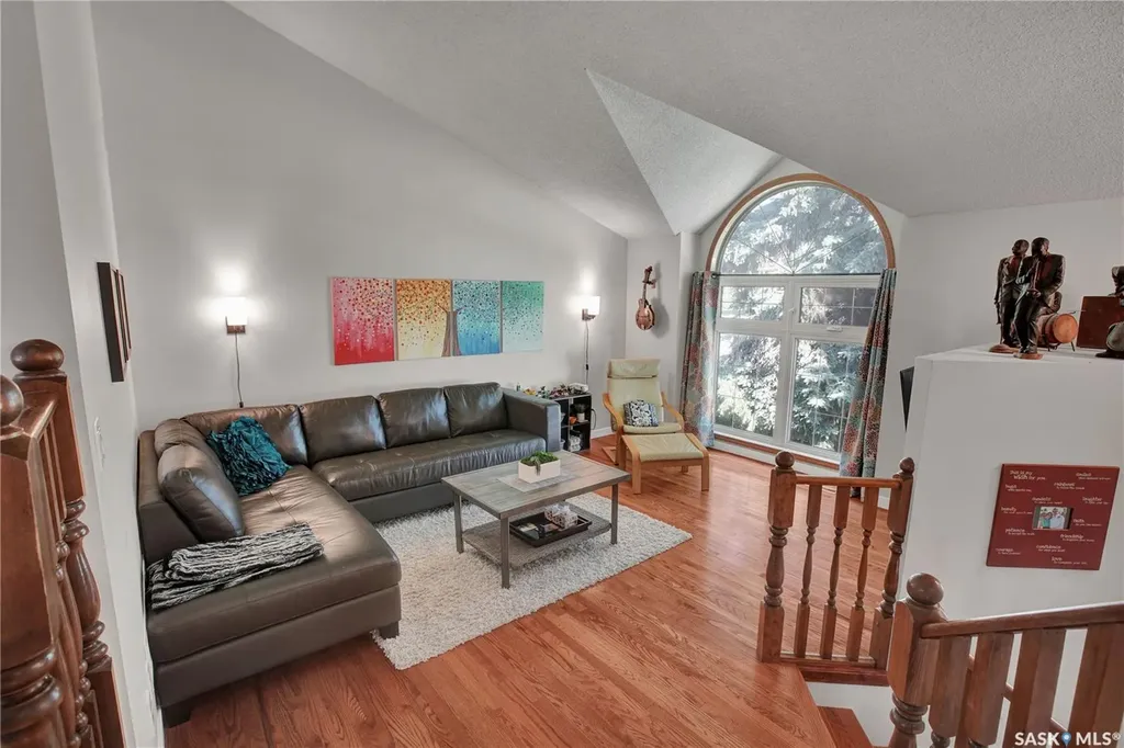 523 Pendygrasse Road Saskatoon SK S7M 5N4