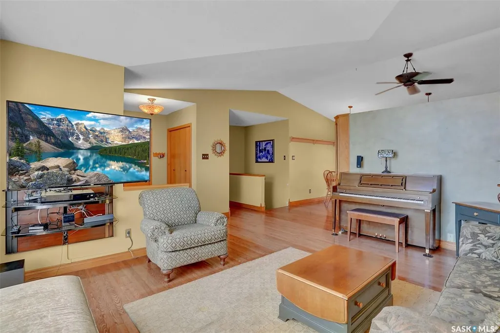 8214 Rankin Drive Regina SK S4Y 1J4