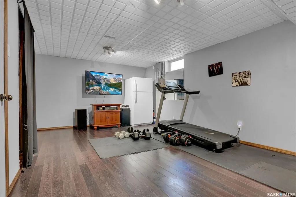 8214 Rankin Drive Regina SK S4Y 1J4