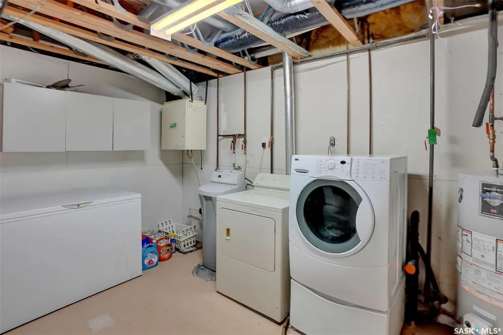 8214 Rankin Drive Regina SK S4Y 1J4