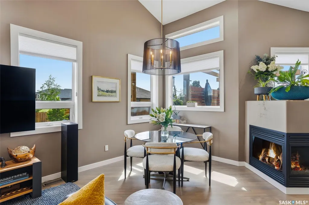 519 Trimble Crescent Saskatoon SK S7W 0E1