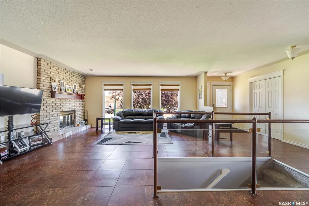 1642 Bingham Road Moose Jaw SK S6H 7R8