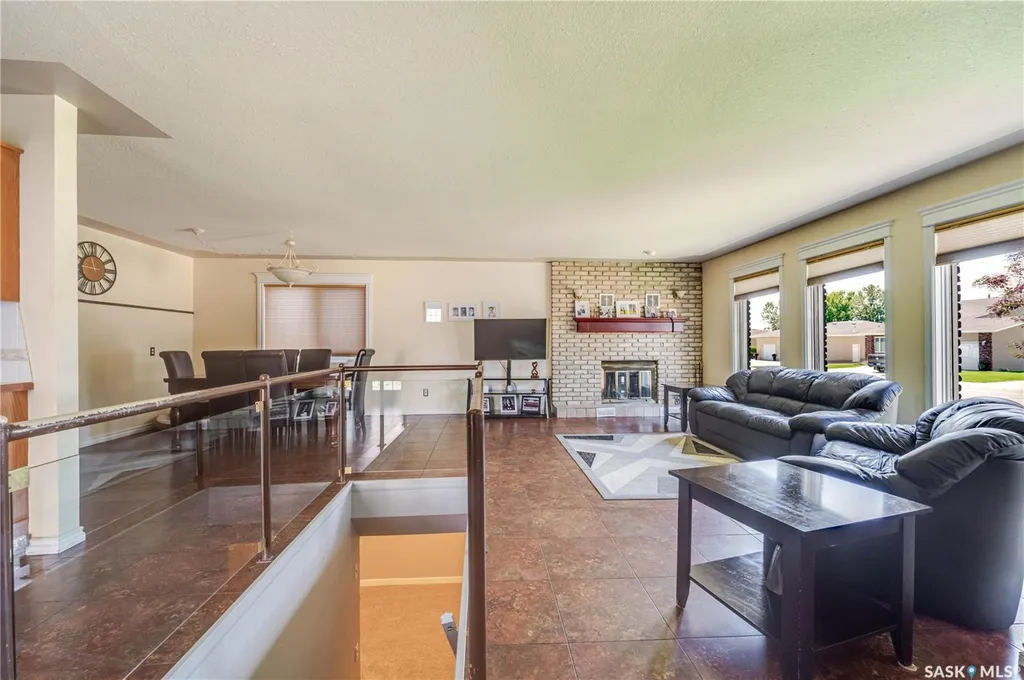 1642 Bingham Road Moose Jaw SK S6H 7R8
