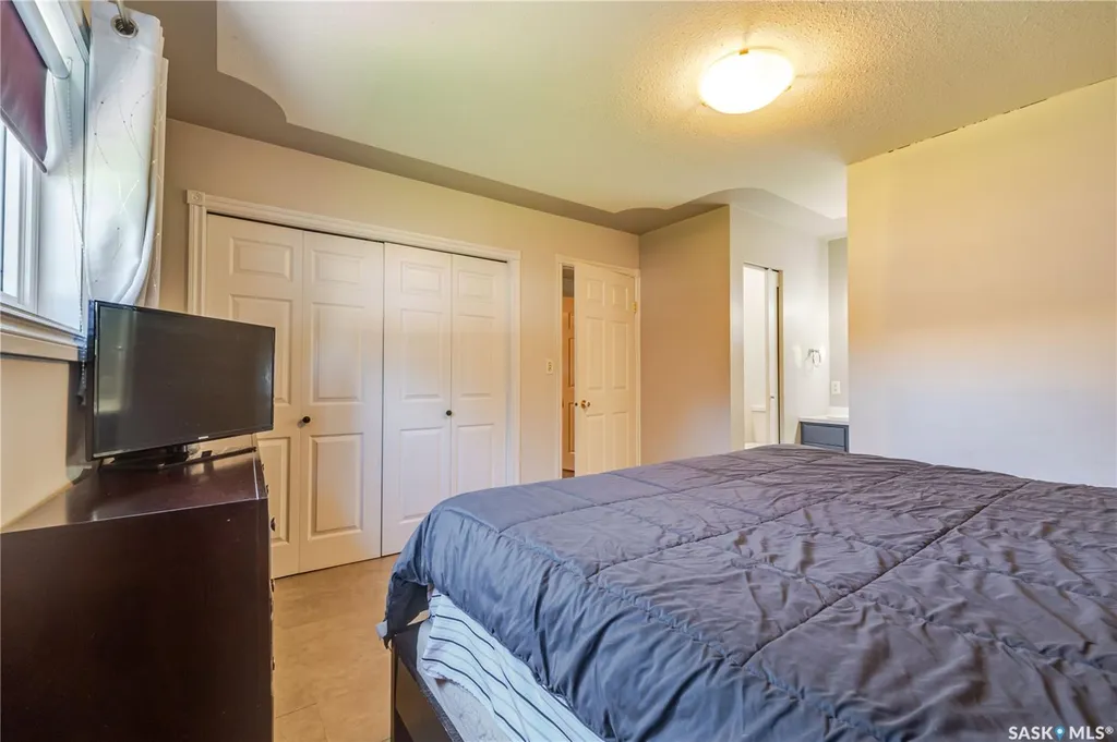 1642 Bingham Road Moose Jaw SK S6H 7R8