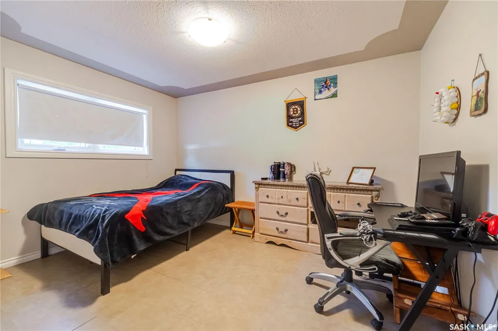 1642 Bingham Road Moose Jaw SK S6H 7R8