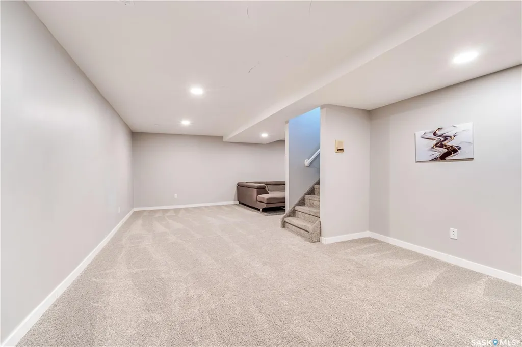 1642 Bingham Road Moose Jaw SK S6H 7R8