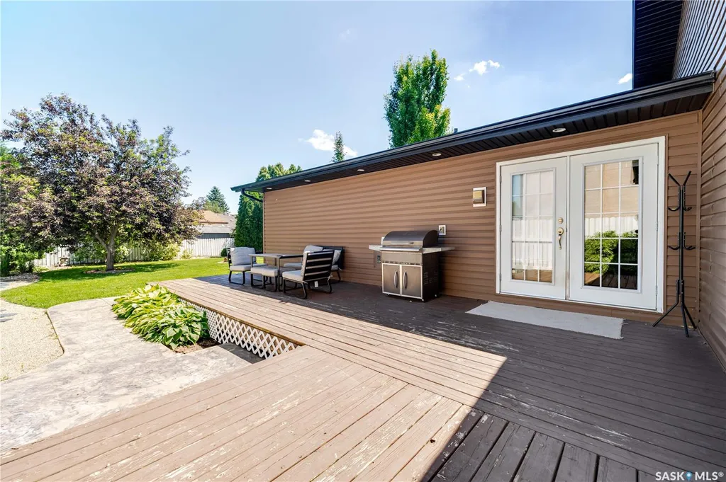 1642 Bingham Road Moose Jaw SK S6H 7R8