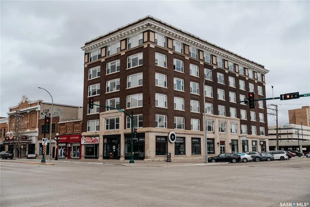 203 Main Street Moose Jaw SK S6H 0W1