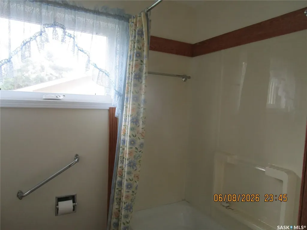 508 6th Avenue W Assiniboia SK S0H 0B0