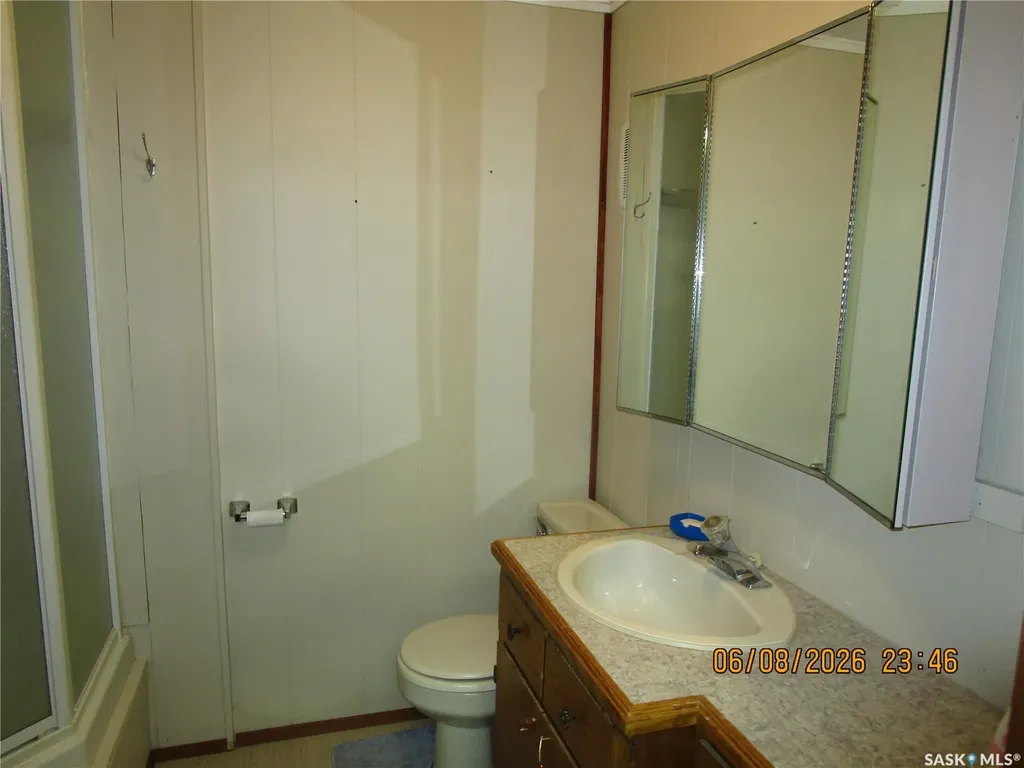 508 6th Avenue W Assiniboia SK S0H 0B0