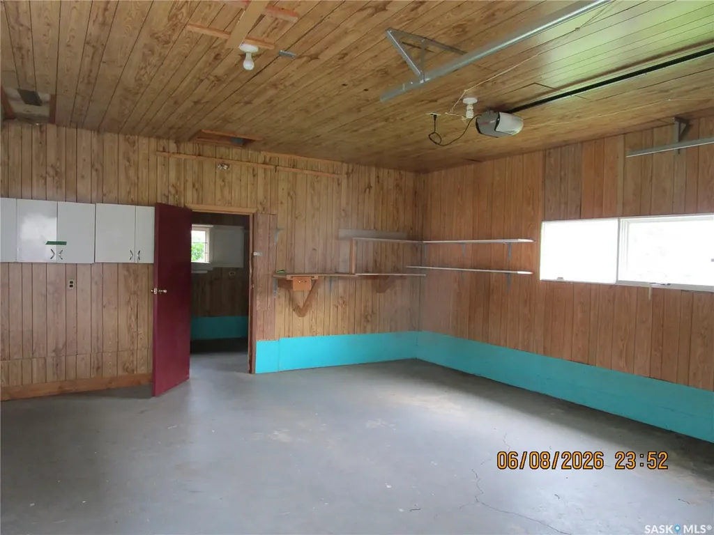 508 6th Avenue W Assiniboia SK S0H 0B0