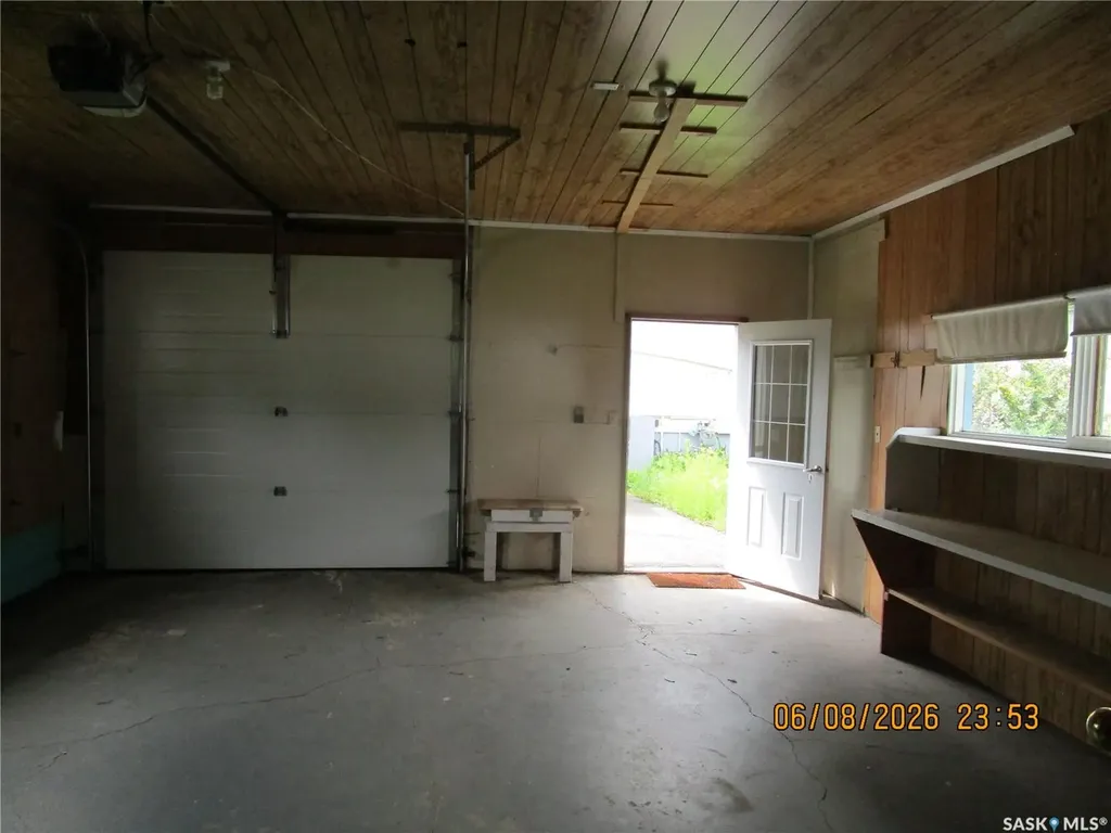 508 6th Avenue W Assiniboia SK S0H 0B0