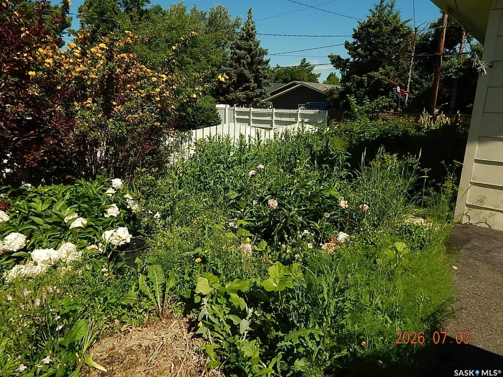 508 6th Avenue W Assiniboia SK S0H 0B0