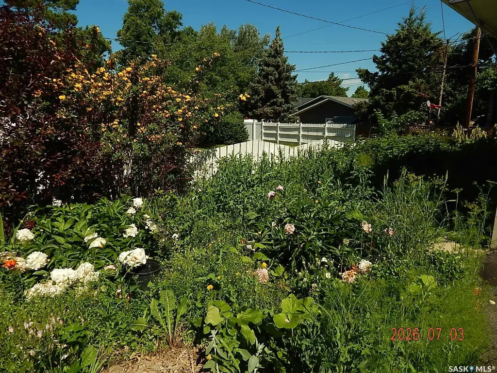 508 6th Avenue W Assiniboia SK S0H 0B0