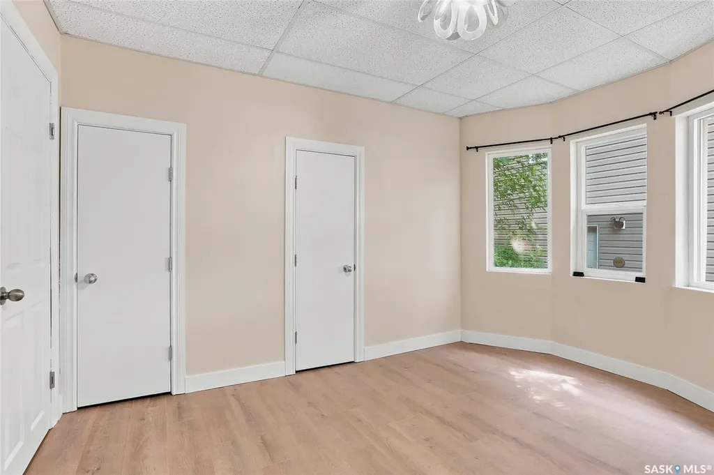 1016 K Avenue N Saskatoon SK S7L 2N6