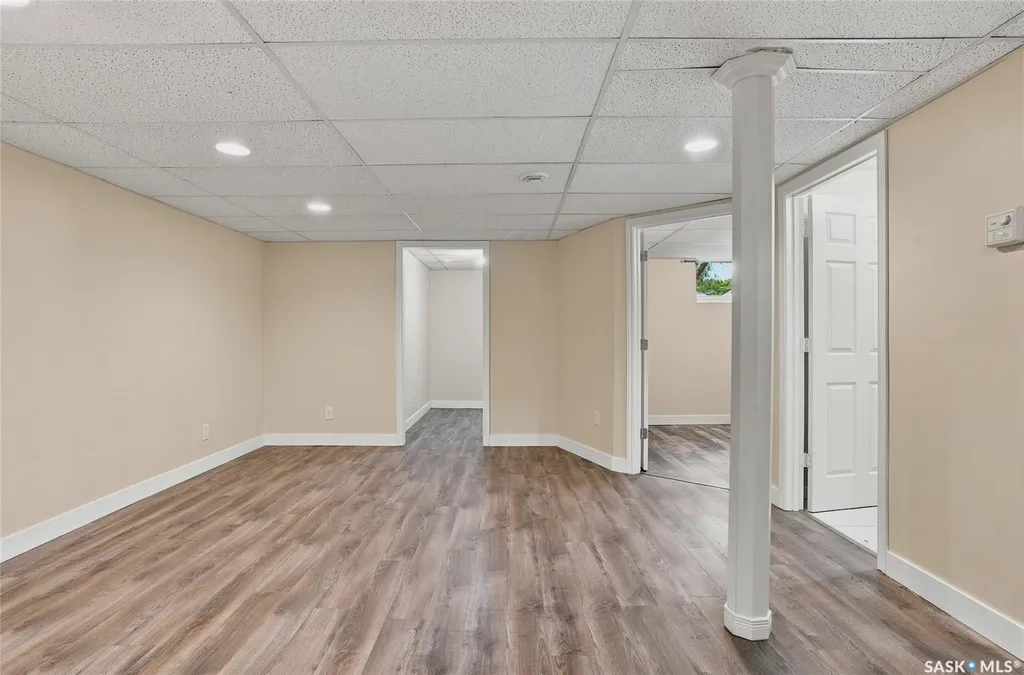 1016 K Avenue N Saskatoon SK S7L 2N6