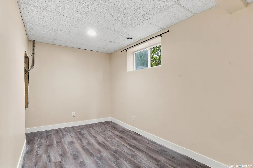 1016 K Avenue N Saskatoon SK S7L 2N6