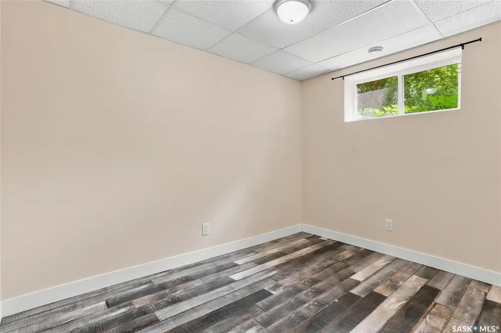 1016 K Avenue N Saskatoon SK S7L 2N6