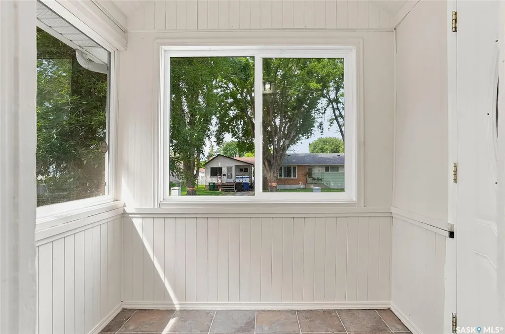 1016 K Avenue N Saskatoon SK S7L 2N6
