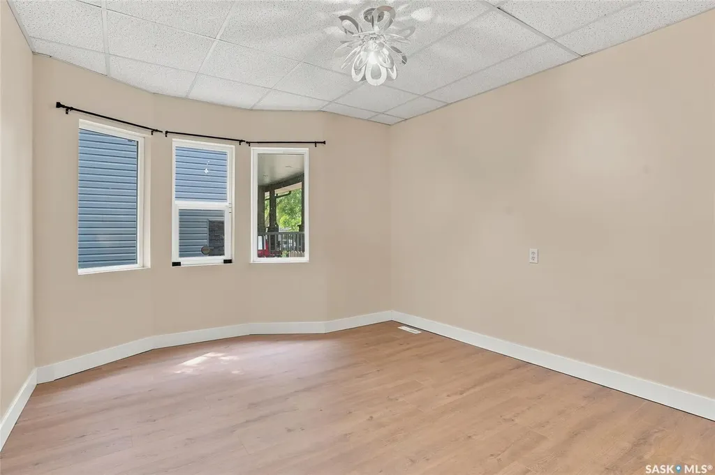 1016 K Avenue N Saskatoon SK S7L 2N6