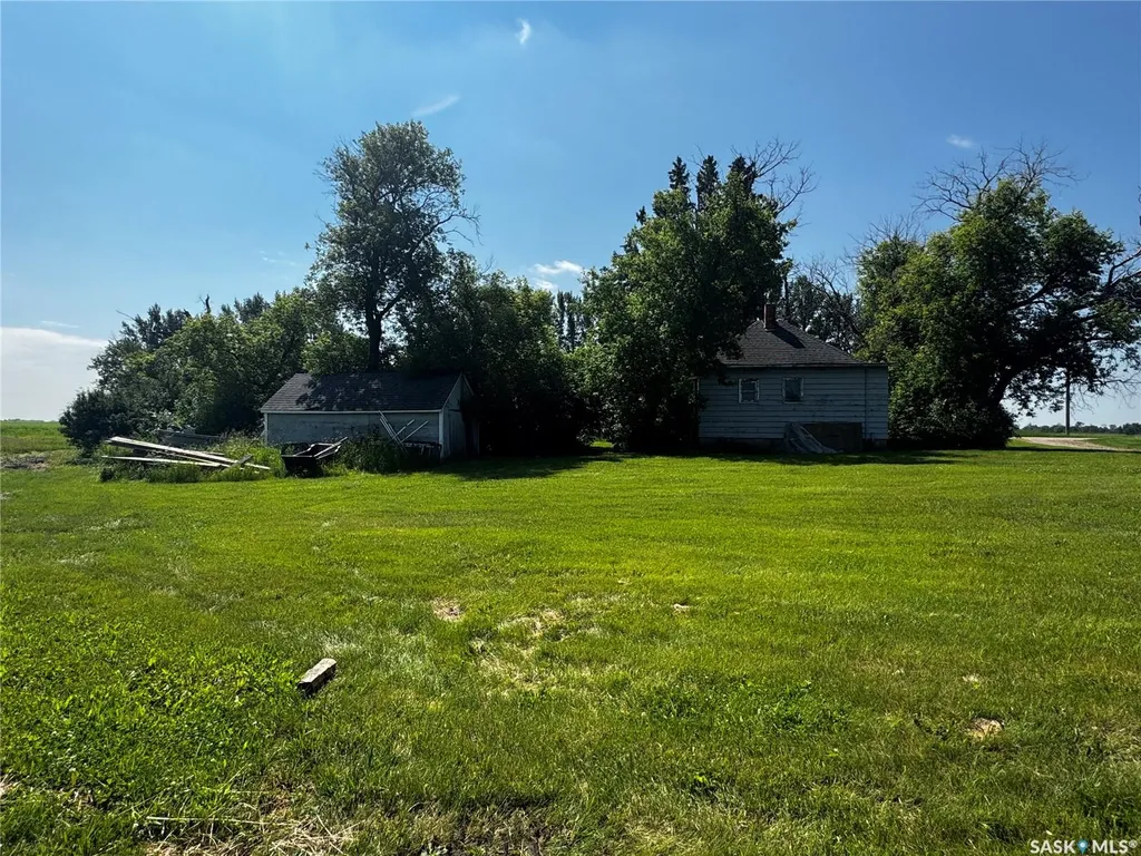 Rural Address Wallace Rm No. 243 SK S3N 3G3